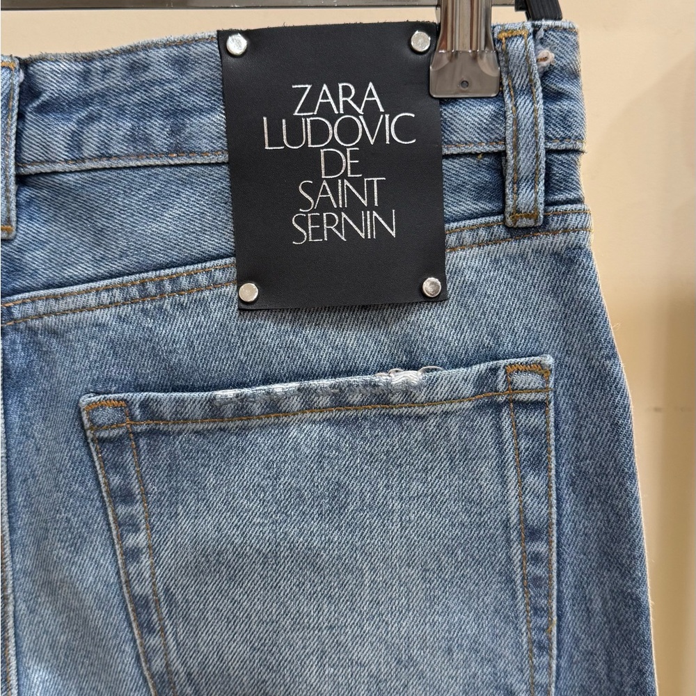 ZARA x Ludovic de Saint Sernin Low Rise Flare Jeans
Size EUR 36 / US 4 - Picture 7 of 15